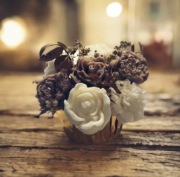 Świece sojowe wosk bukiet kwiaty piwonie flower box papilotka złota ozdoba