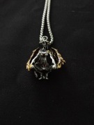 Naszyjnik anioł-demon, wisiorek z  łańcuszkiem 