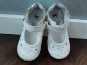 Śliczne buciki Lasocki Kids skórzane, nowe, rozmiar 21