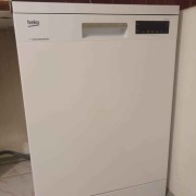 Zmywarka Beko DFN28330W