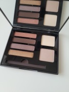 Inglot paleta magnetyczna z lusterkiem i cieniami 