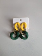 Kolczyki akrylowe łańcuch zielone / złote / żółte na wkrętki 