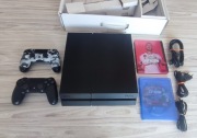Playstation 4 MAT 1TB  CUH-1216  2 pady 2 gry