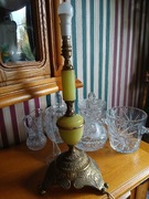 Lampka nocna bez abażuru