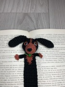 Zakładka do książki piesek jamnik podpalany handmade na szydełku