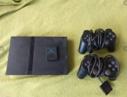 Konsola PS2 Dwa pady, karta pamięci i Kilka Gier.