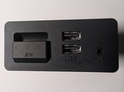 Moduł Oryginalny Mazda D09H-669U0 B z gniazdem USB AUX SD