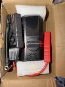 URZĄDZENIE ROZRUCHOWE Z KOMPRESOREM CAR JUMP STARTER Powerbank 8000mAh 800A