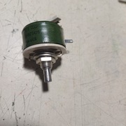 Potencjometr drutowy dużej mocy.