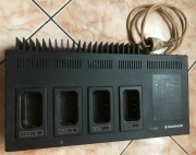 ładowarka UŁ-02724  - stary radiotelefon Radmor 31011 KWP 