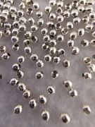 Okazja Kulki dystansowe 3300szt antyalergiczne 2mm srebrne przekładki