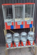 Automat sprzedający kapsuły
