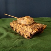 Model czołgu Panther Pz.Kpfw. V, SD.KFZ.171 sklejony i pomalowany, 1:35
