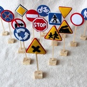 Znaki drogowe z filcu