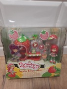 Strawberry shortcake truskawkowe ciastko market sklepik