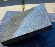 Tablica granitowa na nagrobek grób impala 35x31 