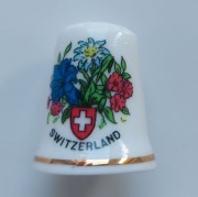 naparstek kolekcjonerski porcelanowy Szwajcaria
