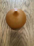 Pudełko w kształcie cebuli, plastik, używany