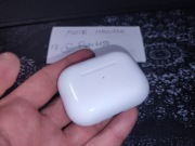 Etui ładujące AirPods Pro 2. generacji Lightning (A2700)
