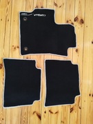 Toyota Corolla Hybrid e21 dywaniki nowe oryginalne rozkompletowane