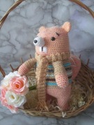 Zabawka amigurumi*Pluszak*Morelowy bóbr boho w sweterku*Handmade