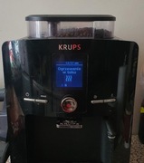 Automatyczny ekspres ciśnieniowy Krups EA82 z dyszą do spieniania mleka