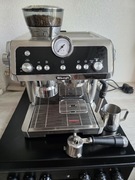 Expres do kawy na kolbe DLongi La specialista