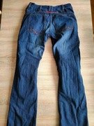 Damskie spodnie jeans