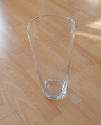 Wazon szklany stożek, flakon na kwiaty bukiety