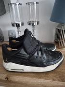 Buty jordan aura 50,5 czarne 