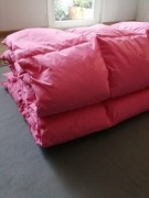 Sprzedam dwie nowe kołdry nowe z pierza 