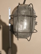 Stara lampa warsztatowa, garażowa, przemysłowa PRL. 