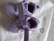 Buty sportowe Sinsay rozmiar 21 Nowe