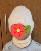 Czapka zimowa lub jesienna. 