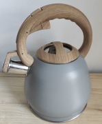 Czajnik z gwizdkiem Smukee 2L / Stal nierdzewna / Nowy ! ! !