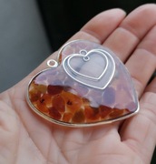 Piękna i niepowtarzalna zawieszka, SERCE. Bursztyn 