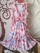 sukienka w kwiaty z falbanami różowa włoska