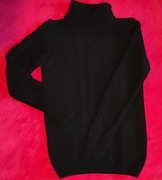 Ciepły czarny sweter golf