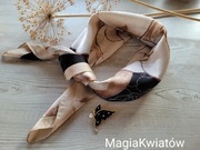 Apaszka 70x70 beż i czerń klasyka 