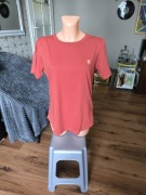 G-star Raw t-shirt damski L blada czerwień zaokrąglony dół koralowy