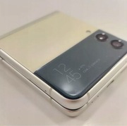 Samsung Galaxy Flip3