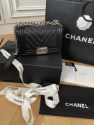 Oryginalna Torebka Chanel Boy small czarna 