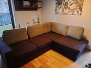 Sofa narozna z funkcja spania i pojemnikiem na posciel