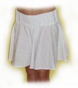 Biała zwiewna spódnica 38