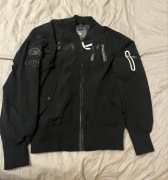 Kurtka czarna. Rozmiar M. Firma Diverse