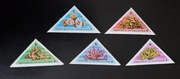 !!! MALEDIWY  / KORALOWCE / Trójkąty 5szt... PEŁNA_SERIA...CZYSTE**!!!