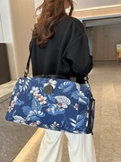 Torba podróżna z przegrodą na buty, odpowiednia do podróży i ćwiczeń.54362