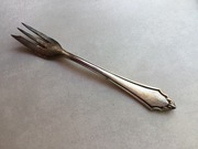 przedwojenny widelczyk do ciasta, plater, proszę czytać opis