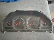 Liczniki zegary Volvo S80 2.4 2.9 benzyna 9499668