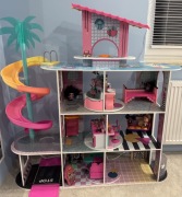 domek dla lalek LOL OMG Suprise